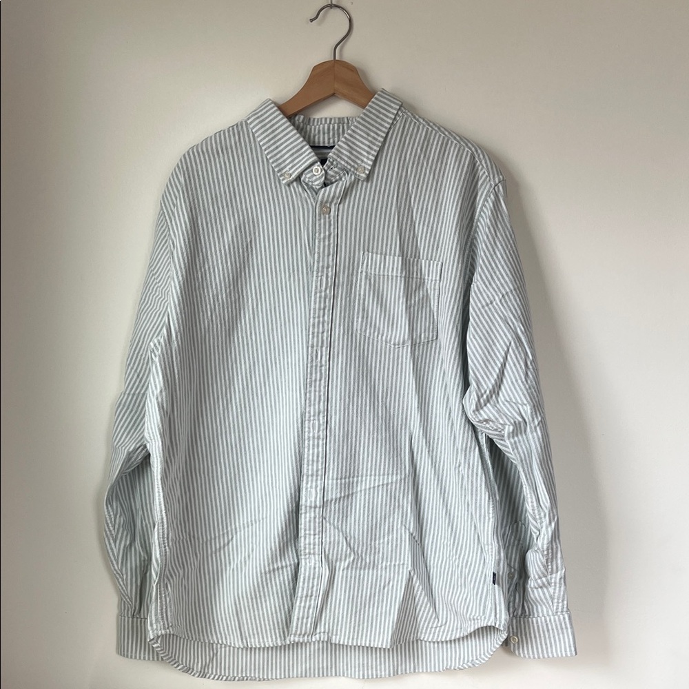 GAP Men's Pale Green & White Pinstripe Button-Down Shirt